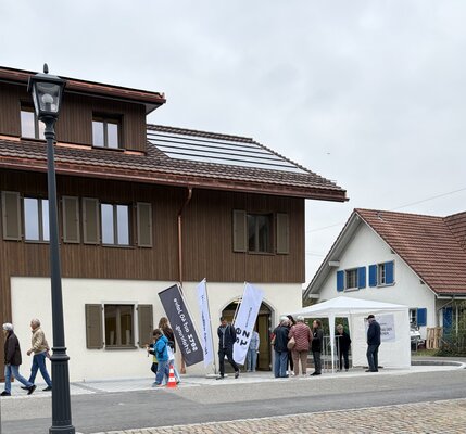 erfreulicher-besucherandrang-am-tag-der-offenen-turen